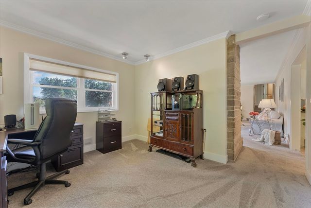 740 Mississippi Blvd Boulevard, Bettendorf, IA 52722