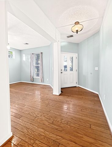 91 Cross Timbers Drive, Summerville, SC 29485