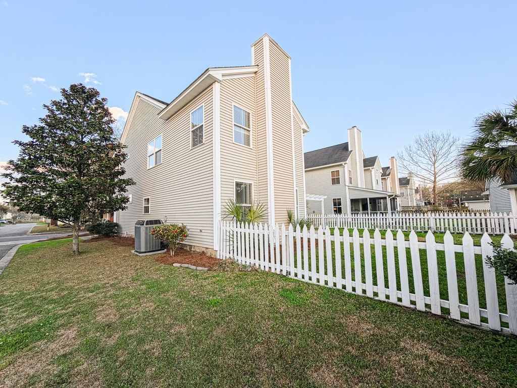 Image 93 of property listing at 91 Cross Timbers Drive, Summerville, SC 29485