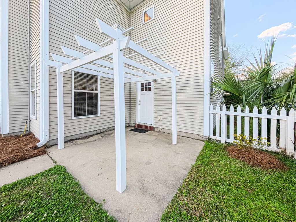 Image 97 of property listing at 91 Cross Timbers Drive, Summerville, SC 29485