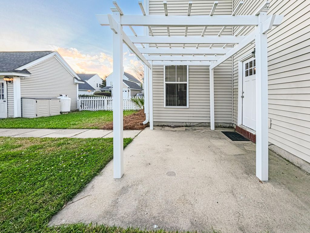 Image 98 of property listing at 91 Cross Timbers Drive, Summerville, SC 29485