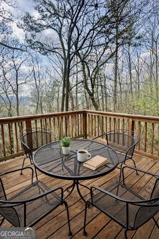560 Amicalola Woods Road, Dawsonville, GA 30534