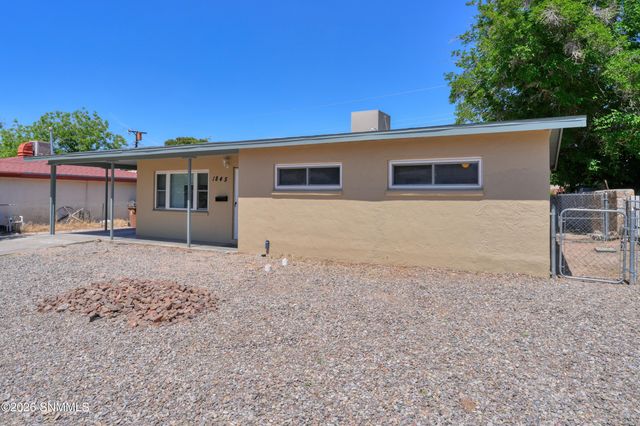 1845 Chilton Drive, Las Cruces, NM 88001