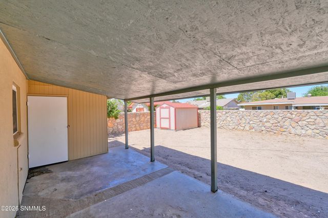 1845 Chilton Drive, Las Cruces, NM 88001