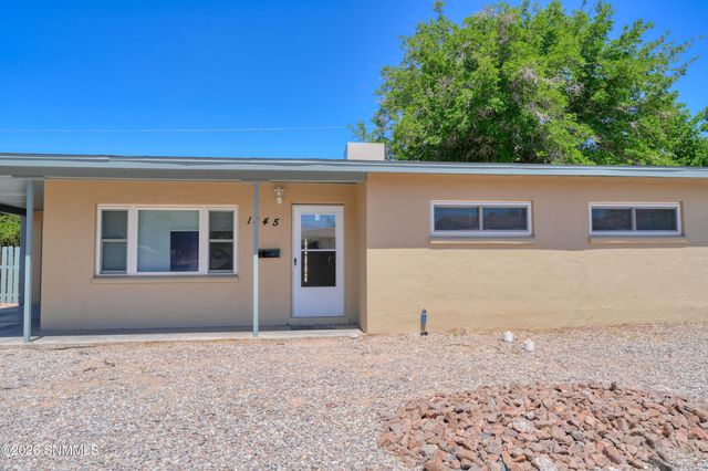 1845 Chilton Drive, Las Cruces, NM 88001
