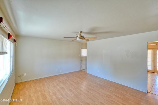 1845 Chilton Drive, Las Cruces, NM 88001
