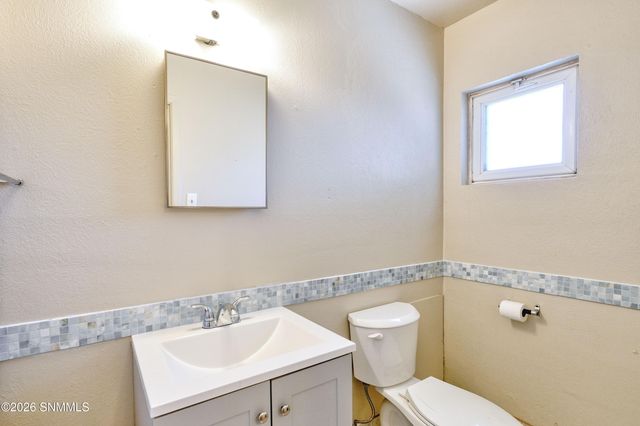 1845 Chilton Drive, Las Cruces, NM 88001