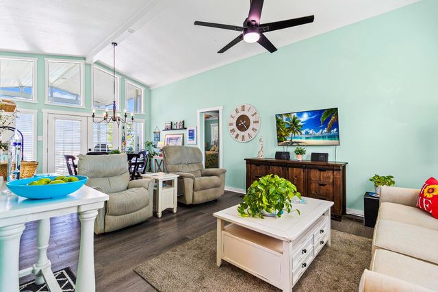 486 Shorthorn Drive, Onalaska, TX 77360