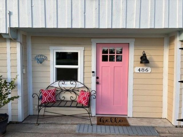 486 Shorthorn Drive, Onalaska, TX 77360