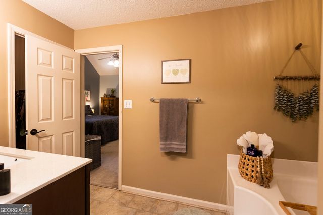 106 Carterdale Court, Bethlehem, GA 30620