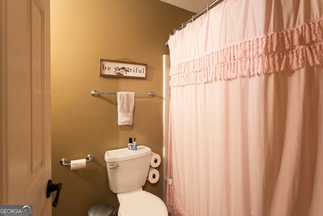 106 Carterdale Court, Bethlehem, GA 30620