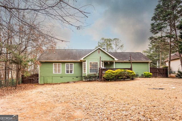 106 Carterdale Court, Bethlehem, GA 30620