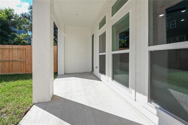 14111 Bridgeport, Houston, TX 77047