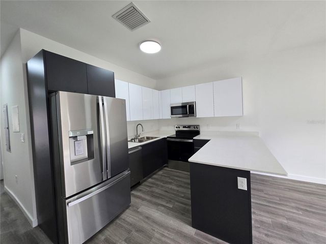 1601 NW 29TH ROAD 3, Gainesville, FL 32605