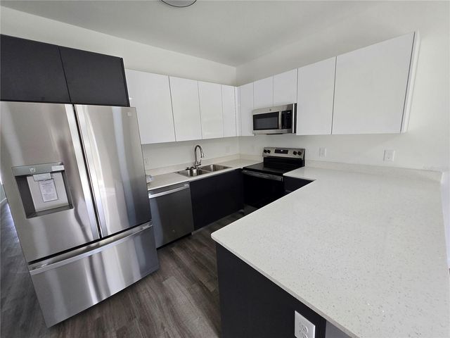 1601 NW 29TH ROAD 3, Gainesville, FL 32605