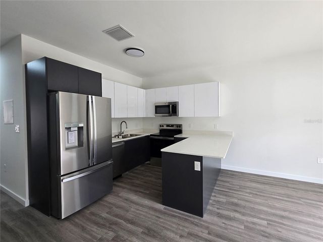 1601 NW 29TH ROAD 3, Gainesville, FL 32605