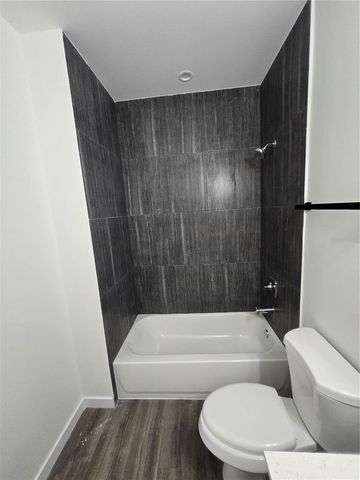 1601 NW 29TH ROAD 3, Gainesville, FL 32605