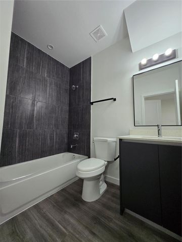 1601 NW 29TH ROAD 3, Gainesville, FL 32605