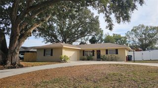 137 WHITTIER LANE, Winter Haven, FL 33884