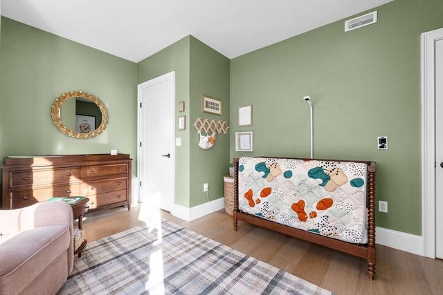 258-260 W 3rd St 1, Boston, MA 02127