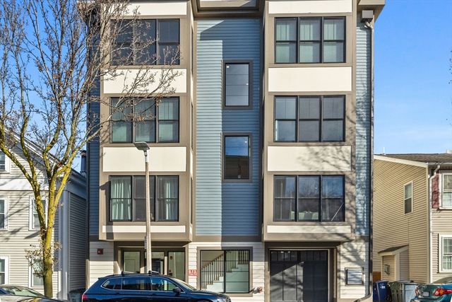 258-260 W 3rd St 1, Boston, MA 02127