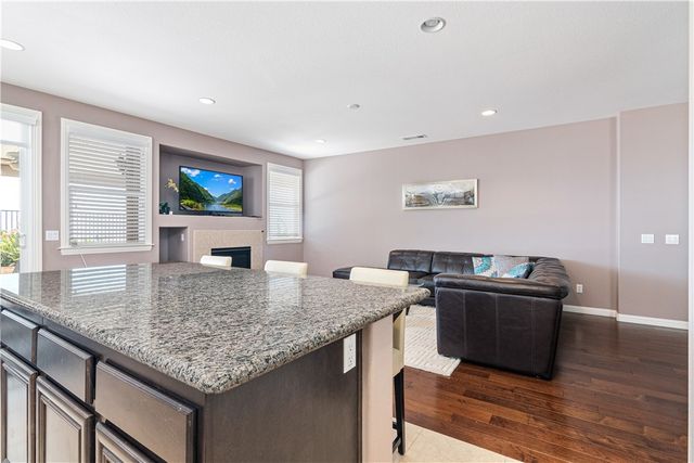 29264 Crystal Ridge Court, Lake Elsinore, CA 92530