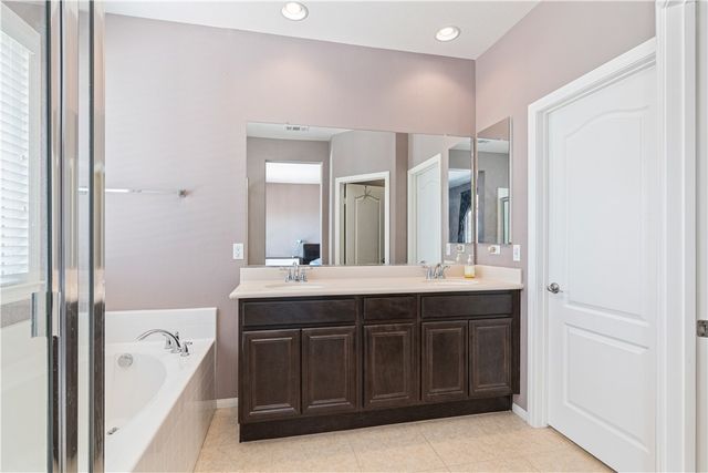 29264 Crystal Ridge Court, Lake Elsinore, CA 92530