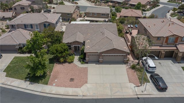 29264 Crystal Ridge Court, Lake Elsinore, CA 92530