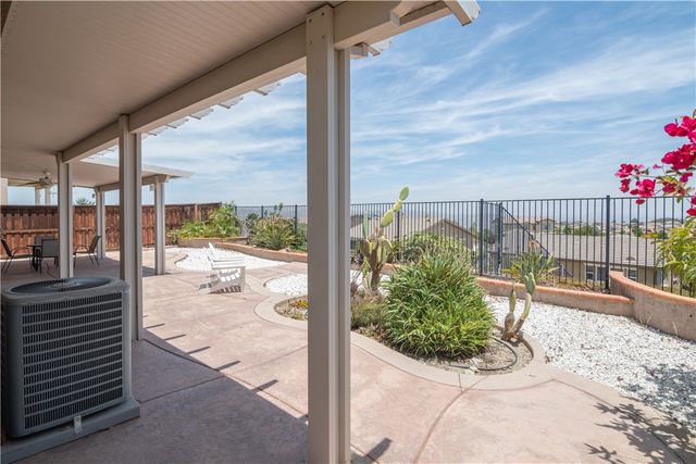 29264 Crystal Ridge Court, Lake Elsinore, CA 92530