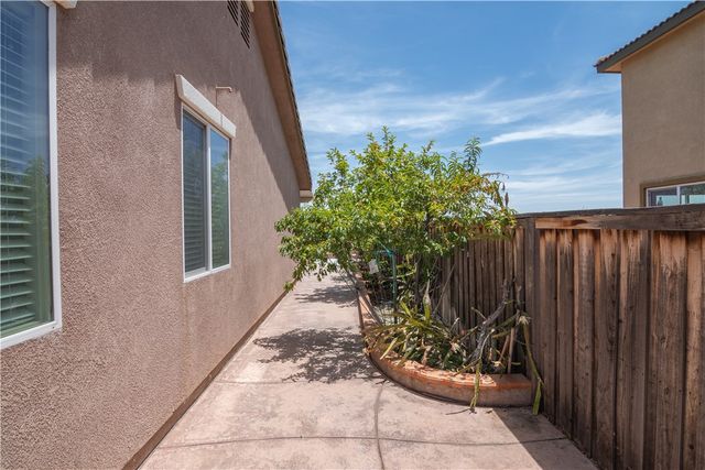 29264 Crystal Ridge Court, Lake Elsinore, CA 92530