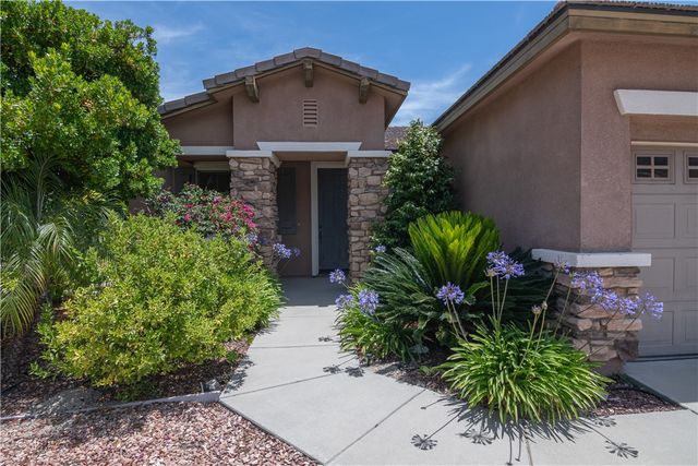 29264 Crystal Ridge Court, Lake Elsinore, CA 92530