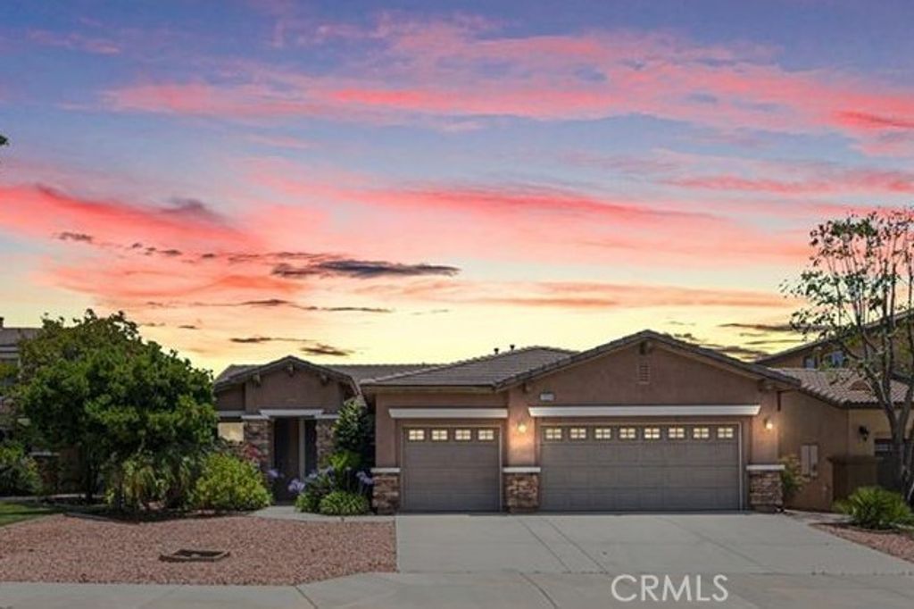 29264 Crystal Ridge Court, Lake Elsinore, CA 92530