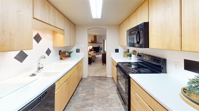 23 Timber Ridge, Los Alamos, NM 87544