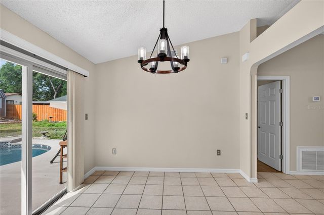 25302 GLEN EAGLES ST, Sorrento, FL 32776