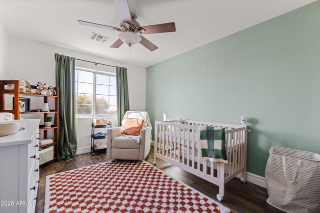 7996 W STELLA Avenue, Glendale, AZ 85303