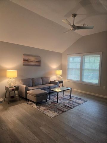 4939 Woodland Avenue, Kansas City, MO 64130