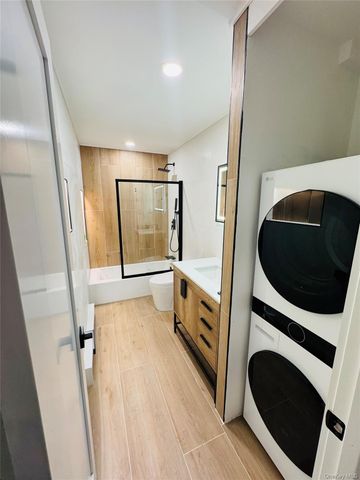 15 Valerie Drive 1, Yonkers, NY 10703