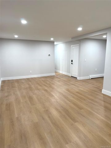 15 Valerie Drive 1, Yonkers, NY 10703