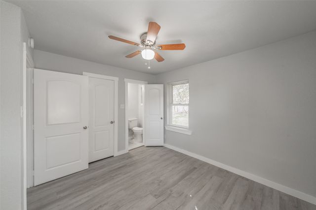 5569 Burton Avenue, Fort Worth, TX 76119