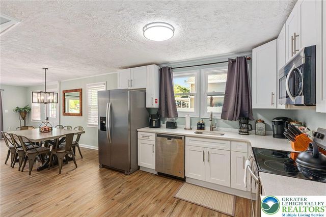 36 South Lake Drive, Kidder Twp, PA 18624