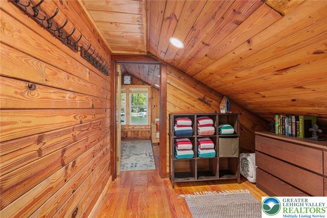 36 South Lake Drive, Kidder Twp, PA 18624