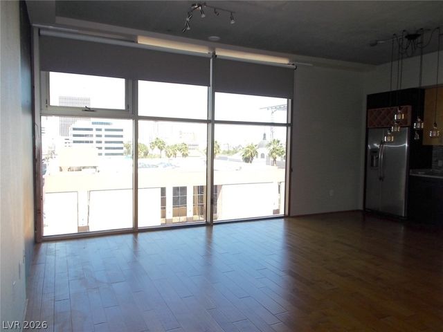 353 East Bonneville Avenue 501, Las Vegas, NV 89101