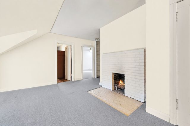 215 Prospect Avenue, Highland Park, IL 60035