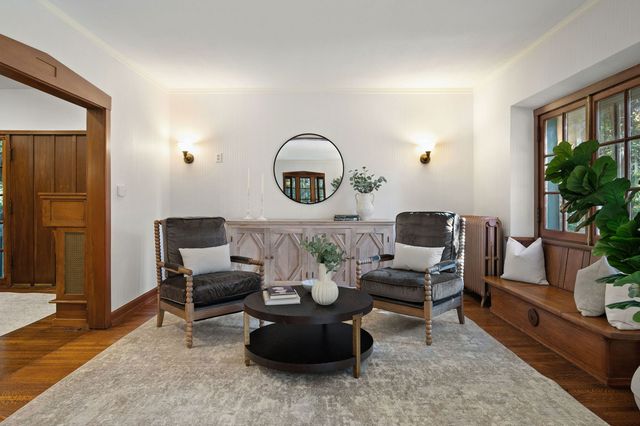 215 Prospect Avenue, Highland Park, IL 60035