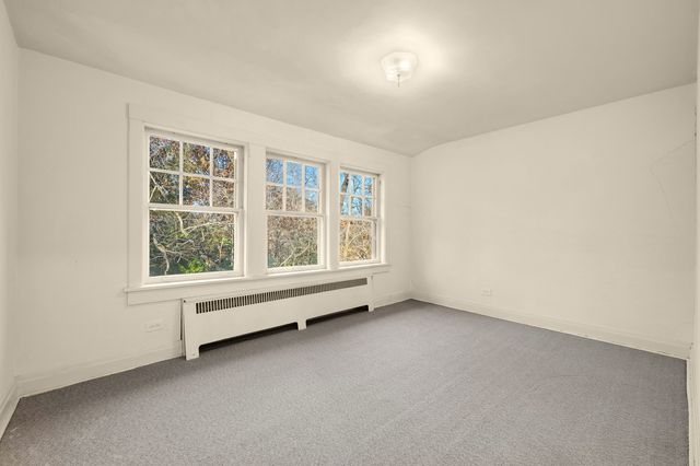 215 Prospect Avenue, Highland Park, IL 60035