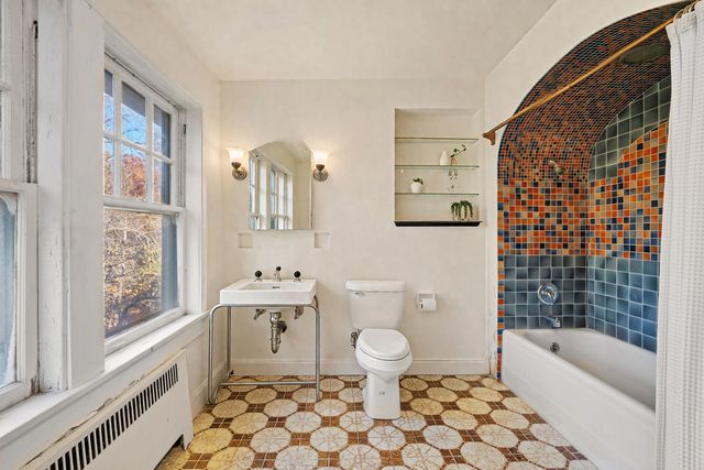215 Prospect Avenue, Highland Park, IL 60035