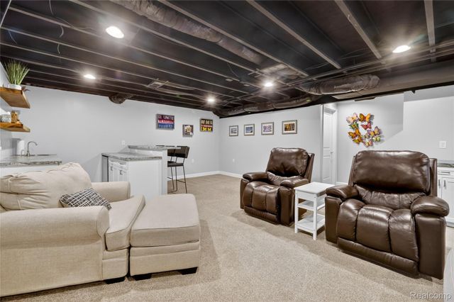 30192 Macintosh Lane, Lyon Charter Township, MI 48165