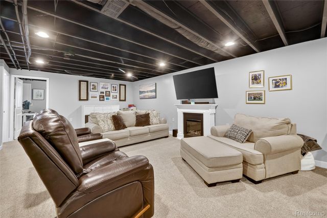 30192 Macintosh Lane, Lyon Charter Township, MI 48165