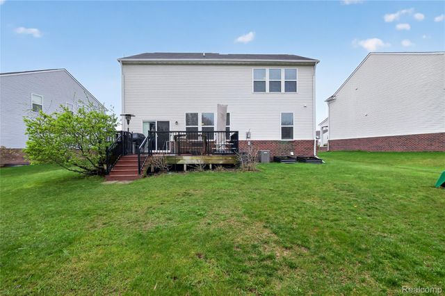 30192 Macintosh Lane, Lyon Charter Township, MI 48165