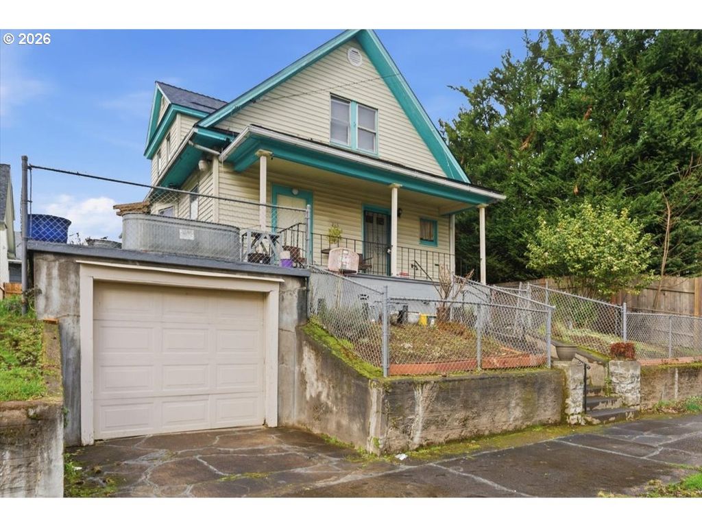 215 Ne GOING St, Portland, OR 97211